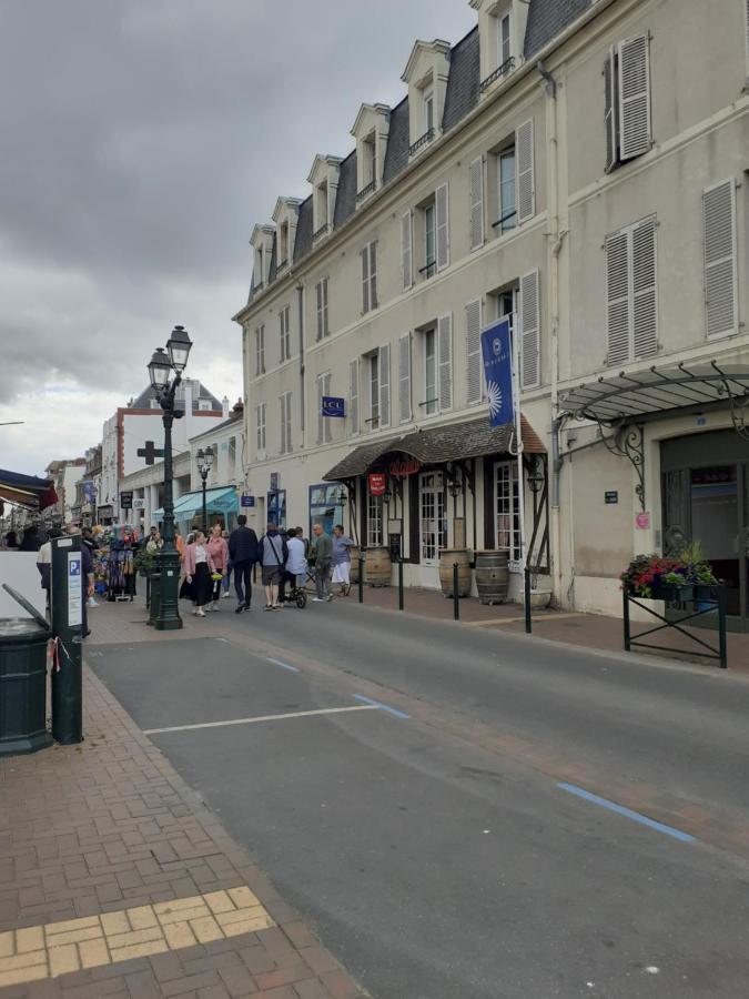 L'Annexe Apartment Cabourg Exterior photo