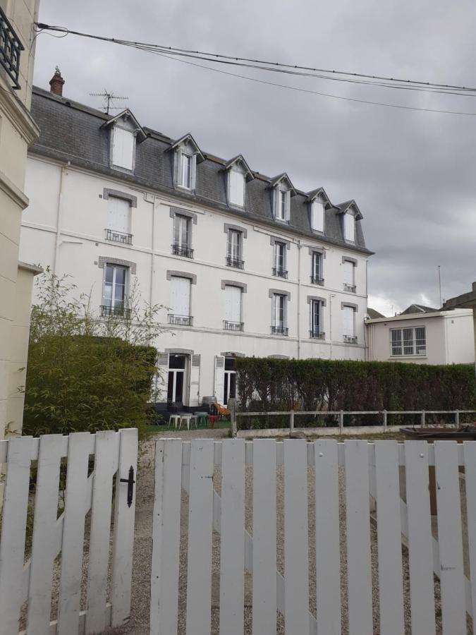L'Annexe Apartment Cabourg Exterior photo